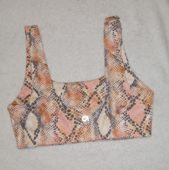5 for $10 Gap Fit Multi-Color Snake Skin Studio Sports Bra size XS - Picture 6 of 6